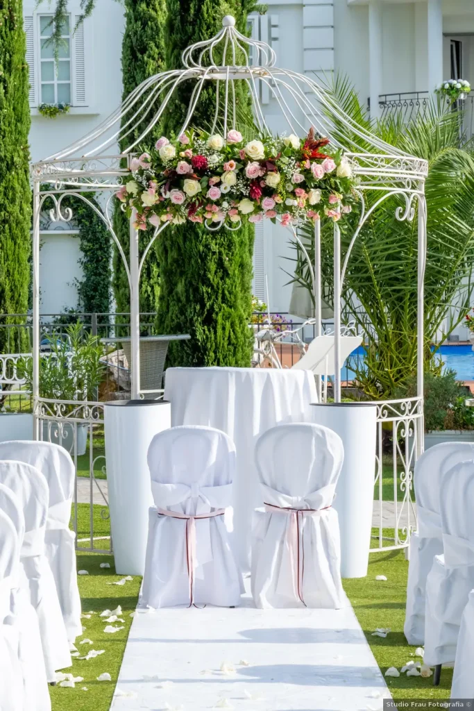 Matrimonio civile in villa nell'area di milano